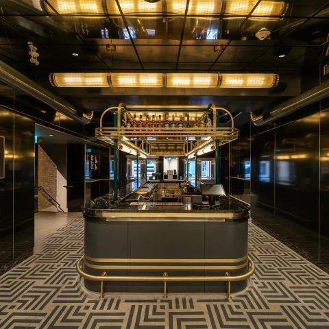 Restaurants 9