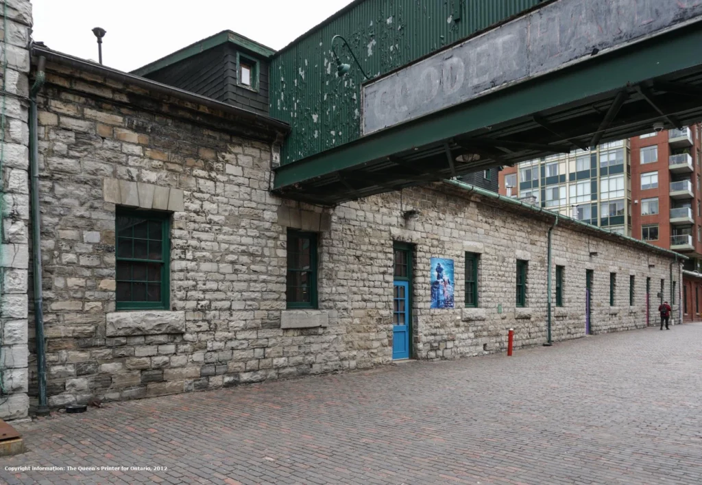 Warehouses / Factories / Industrial Areas 10