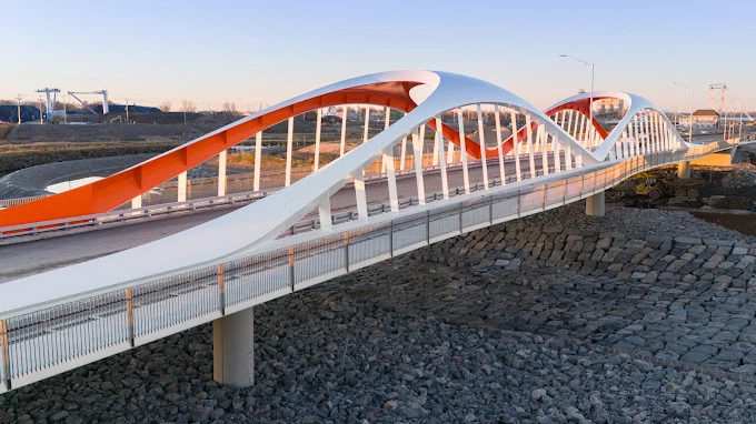 Transport / Roads / Train Stations / Airport 26