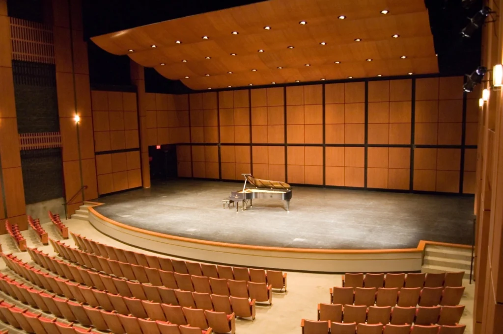 Event Spaces 33