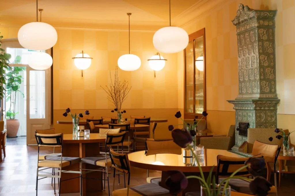Restaurants 6
