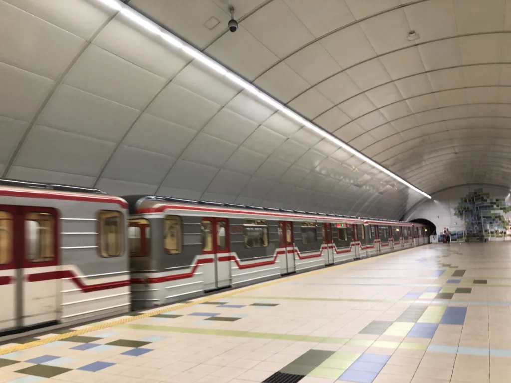 Transport / Roads / Train Stations / Airport 24