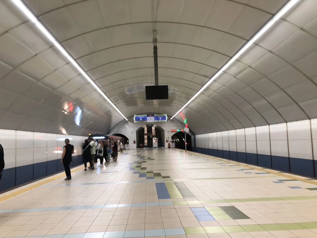 Transport / Roads / Train Stations / Airport 25