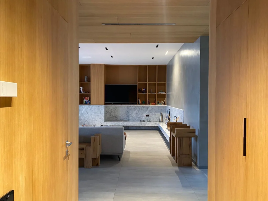 Houses / Apartments 21