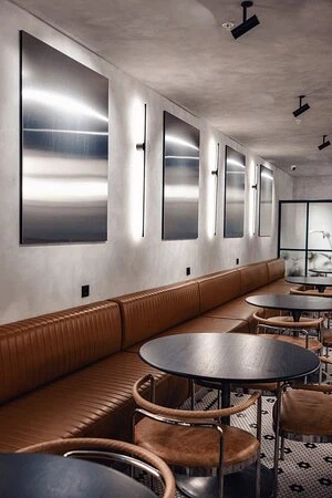 Restaurants 22