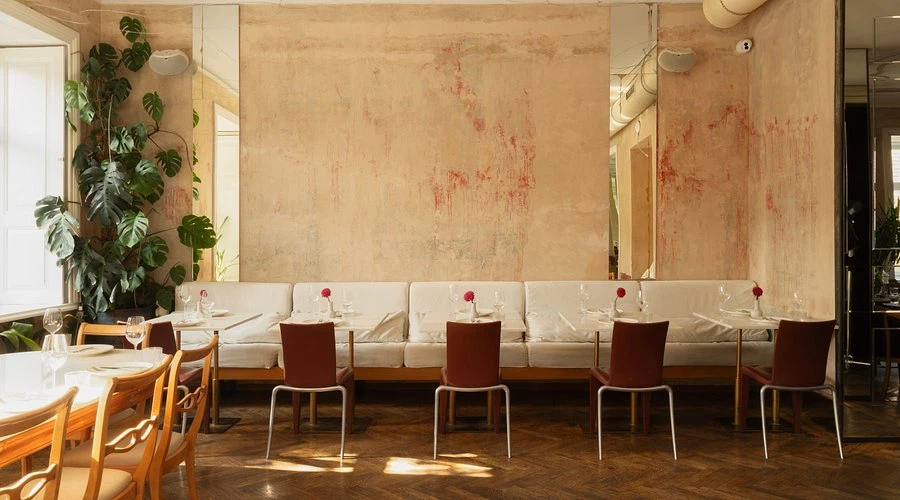 Restaurants 34