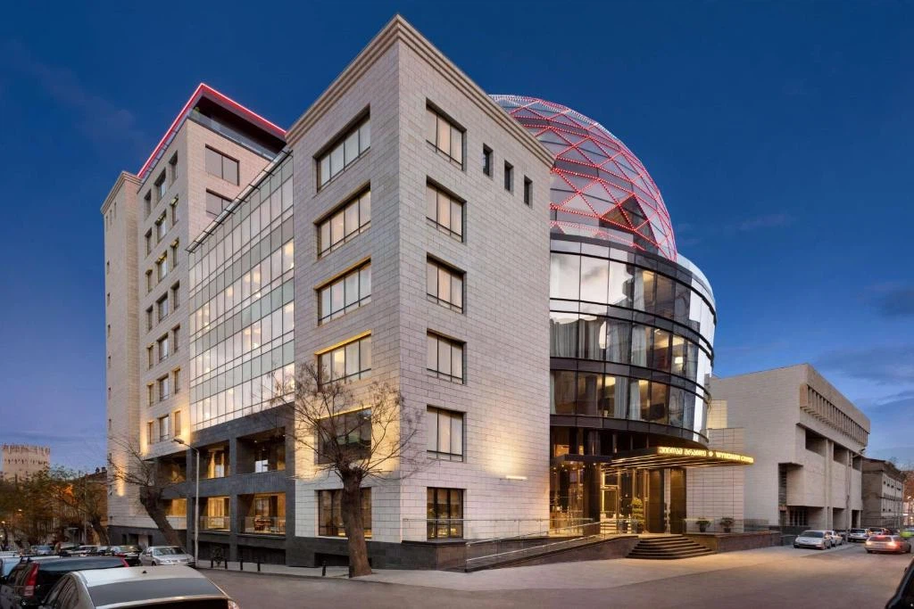 Modern / Business City Streets 24