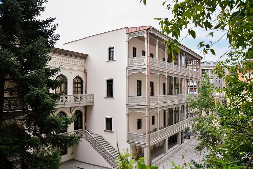 Schools & Universities 41