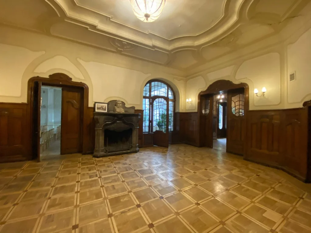 Event Spaces 25