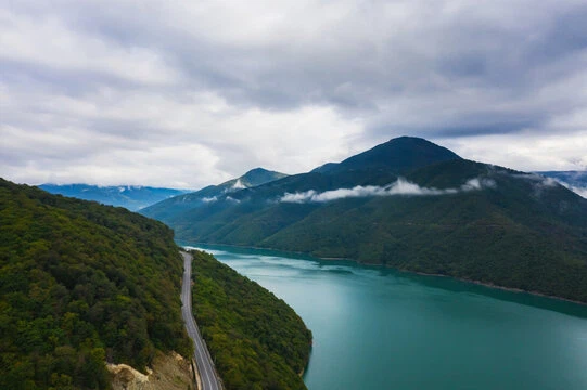 Rivers / Lakes 27