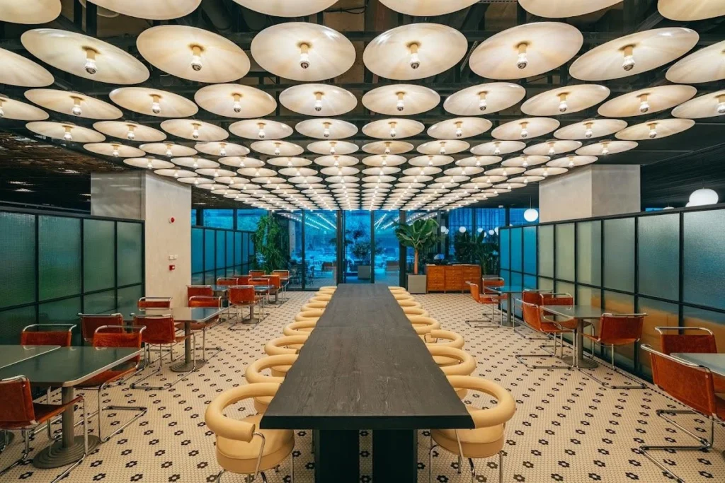 Restaurants 42