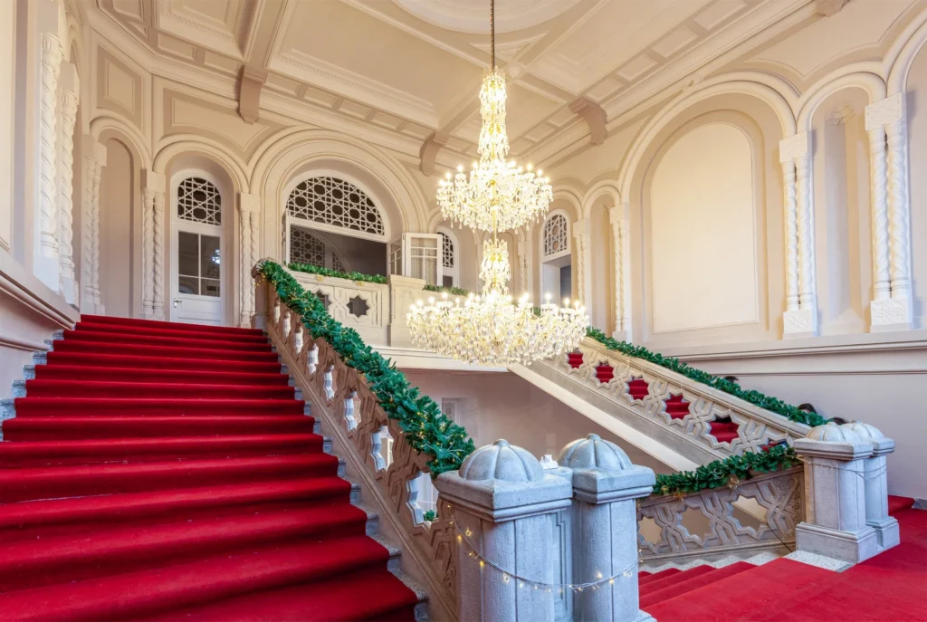 Event Spaces 27