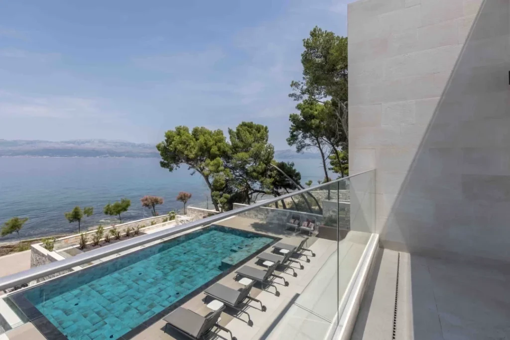 Luxury Villas 6