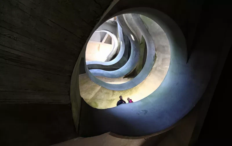 Brutalist 21