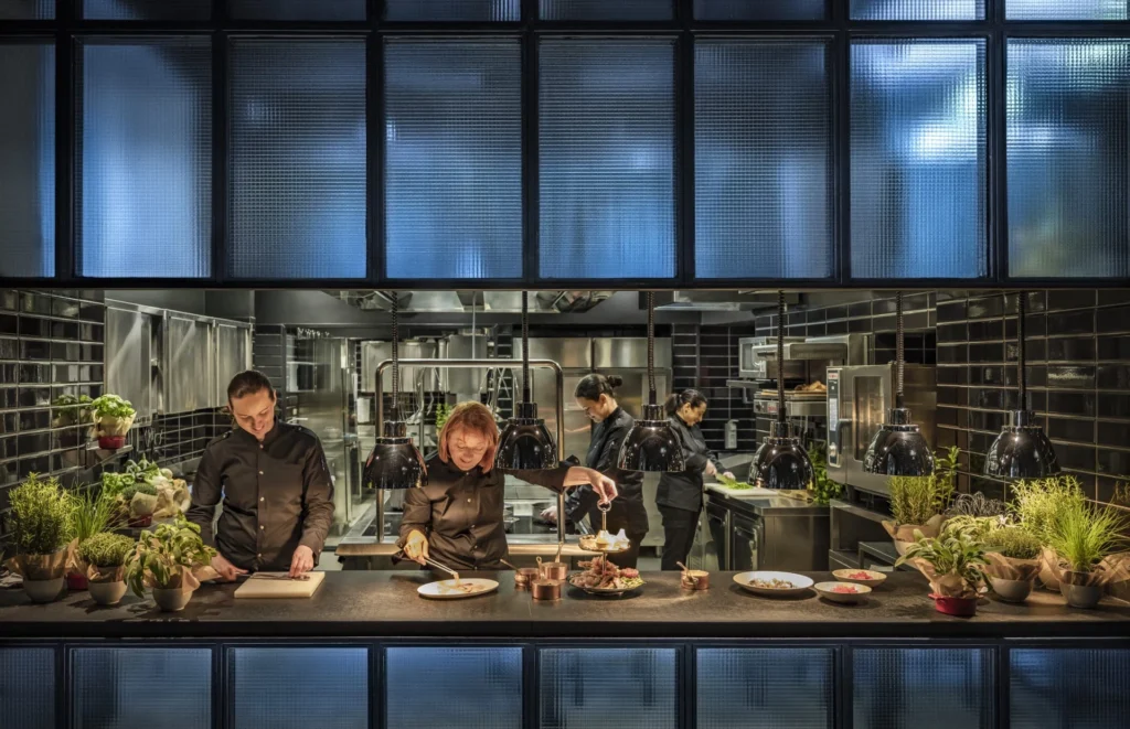Restaurants 14