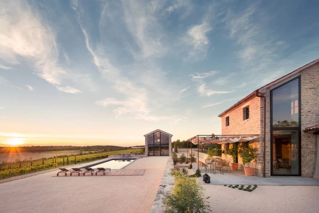 Luxury Villas 17