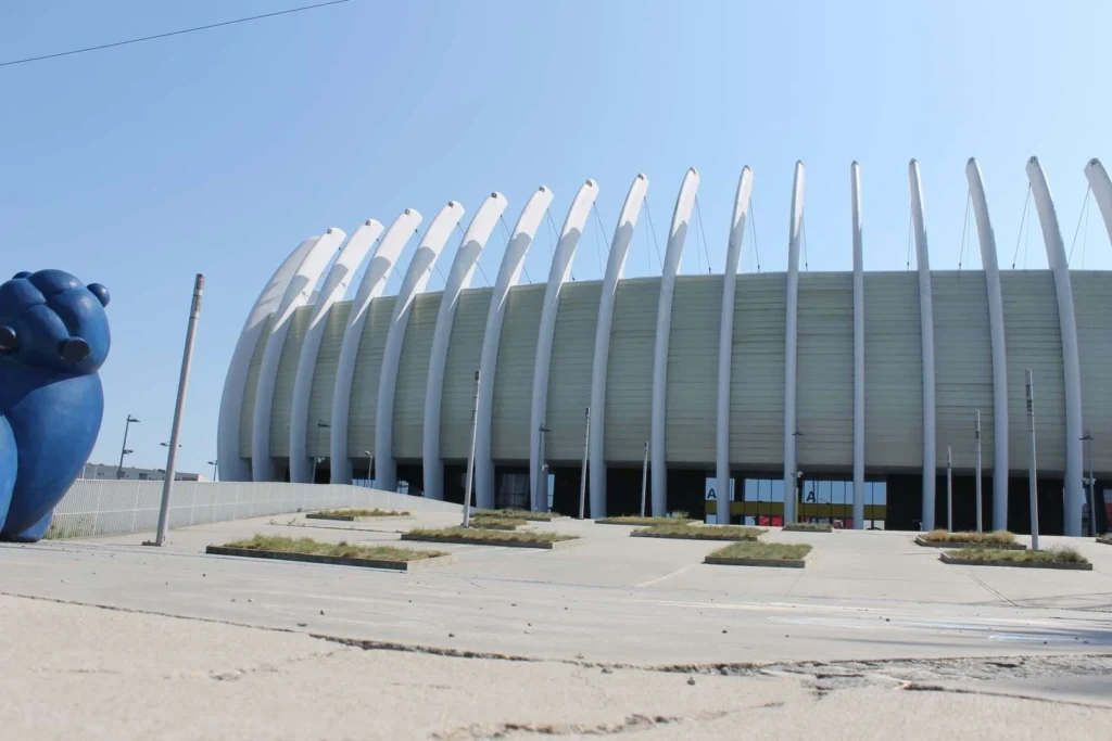 Sport / Stadiums 8