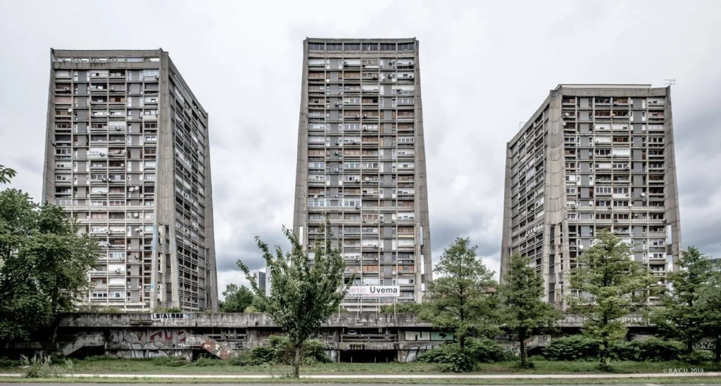 Brutalist 35