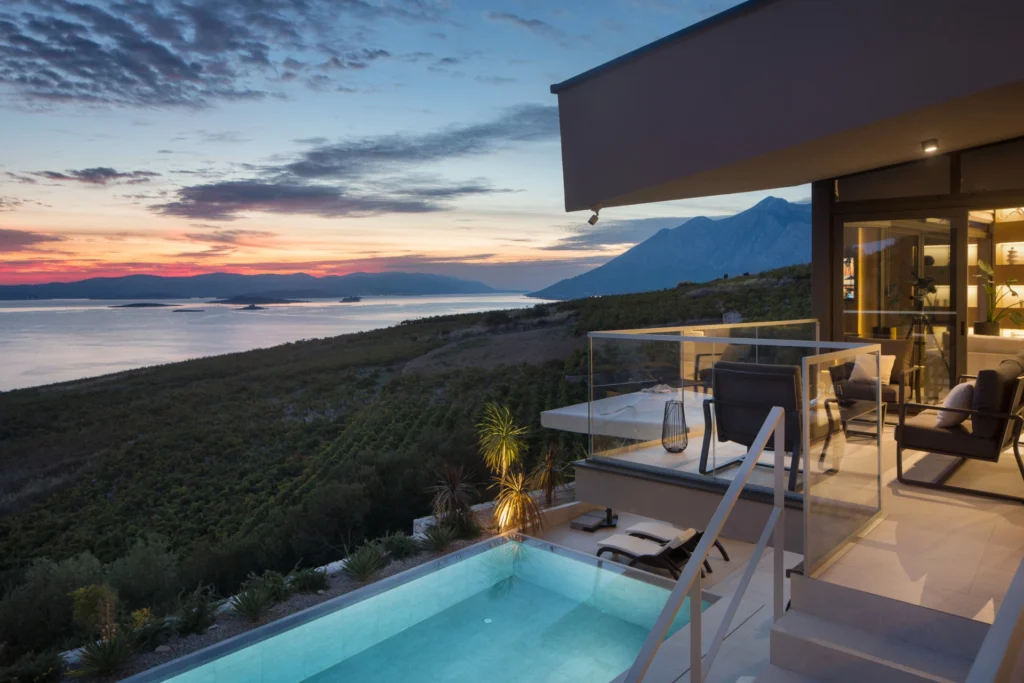 Luxury Villas 21
