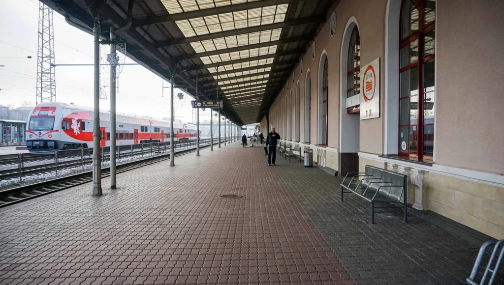 Transport / Roads / Train Stations / Airport 5