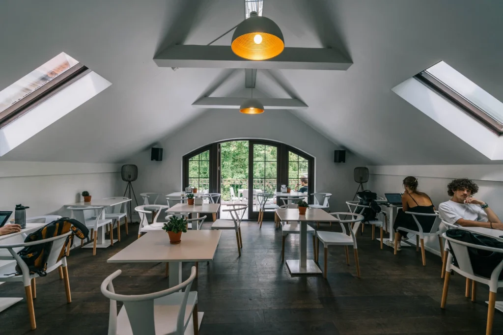 Restaurants 4