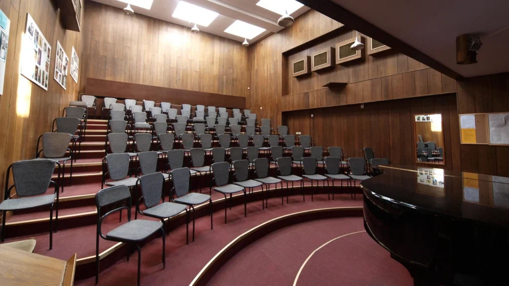 Event Spaces 4