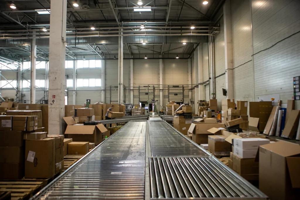 Warehouses / Factories / Industrial Areas 4