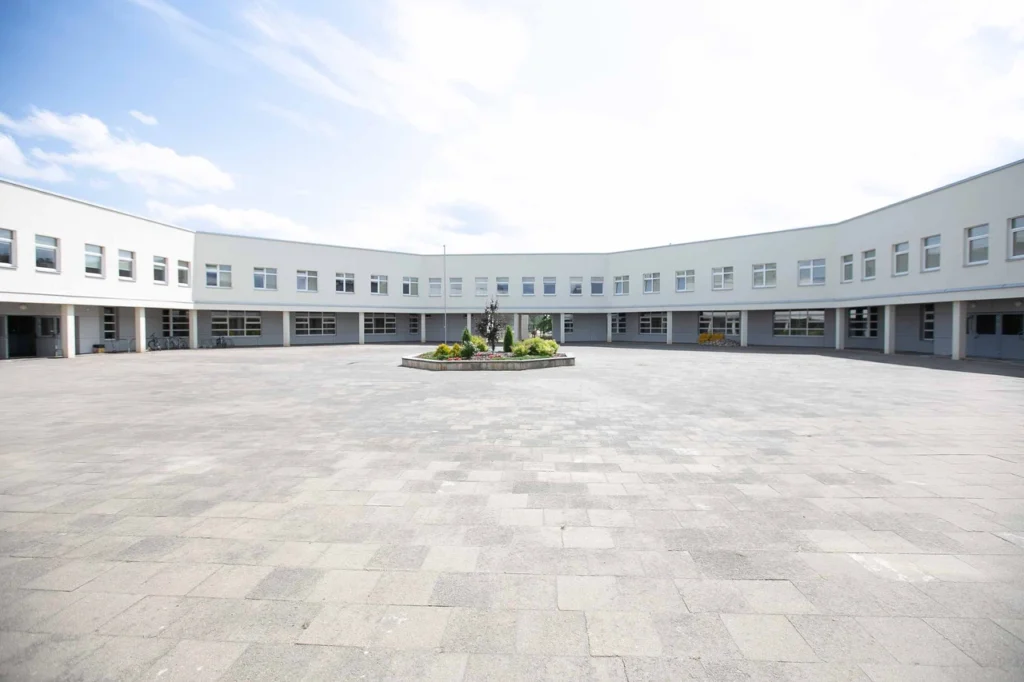 Schools & Universities 15