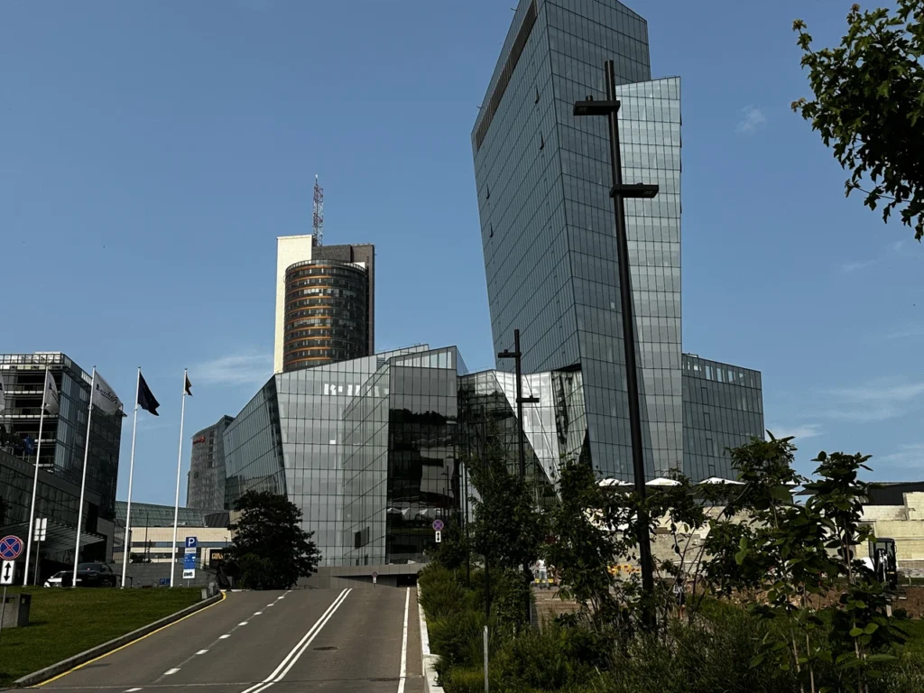 Modern / Business City Streets 25