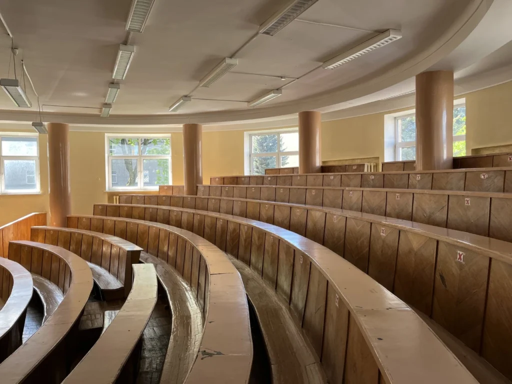 Schools & Universities 21