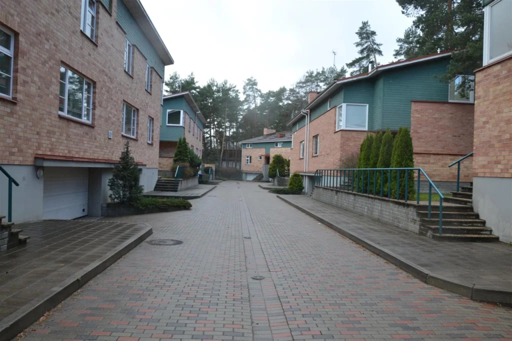 Residential Neighborhoods 18
