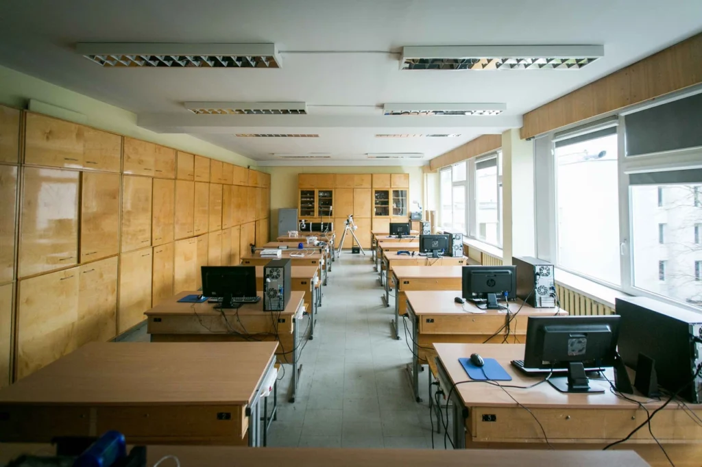 Schools & Universities 31
