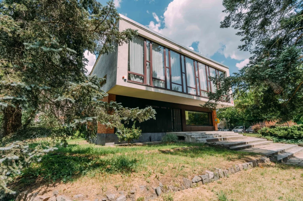 Brutalist Architecture 33