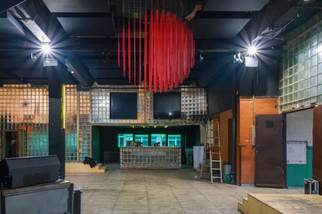 Event Spaces 19
