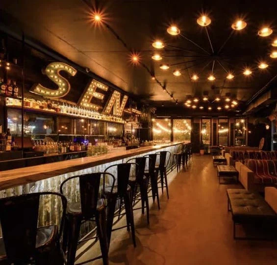 Restaurants 7
