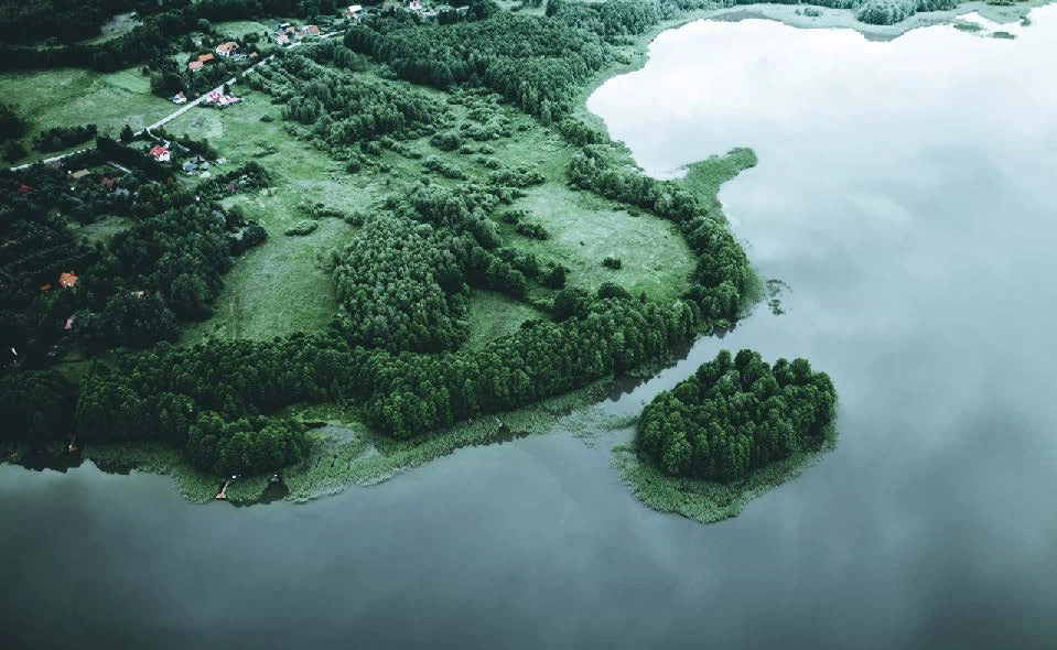 Rivers / Lakes 9