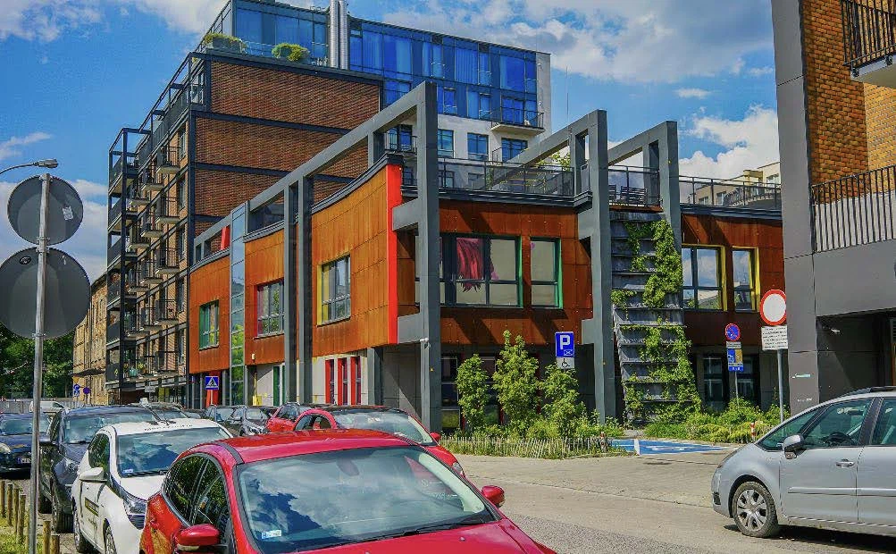Modern City Streets 21
