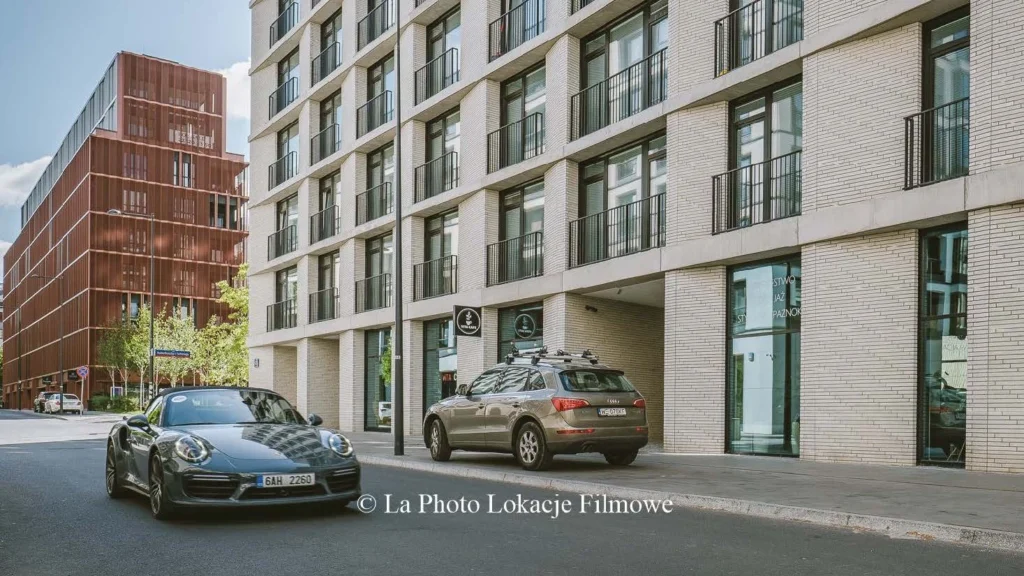 Modern City Streets 26