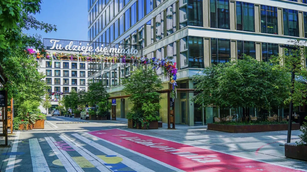 Modern City Streets 27