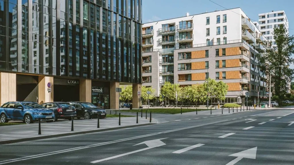 Modern City Streets 29