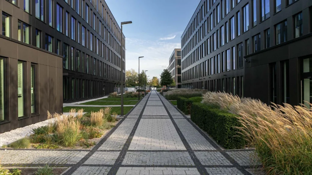 Modern City Streets 32