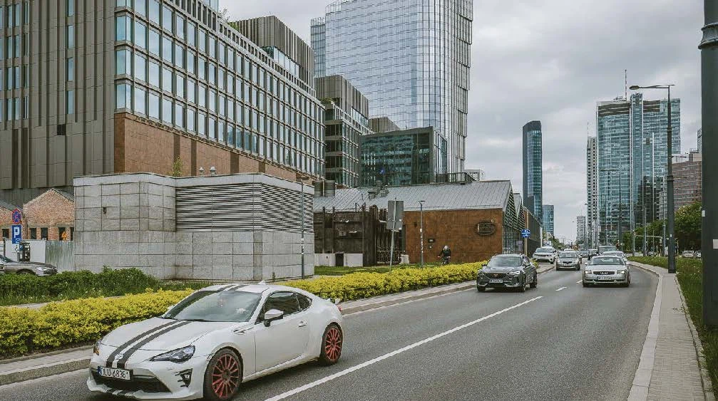 Modern City Streets 46
