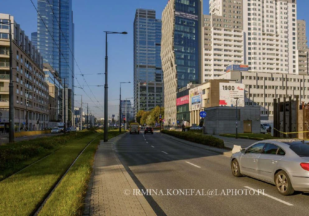 Modern City Streets 48