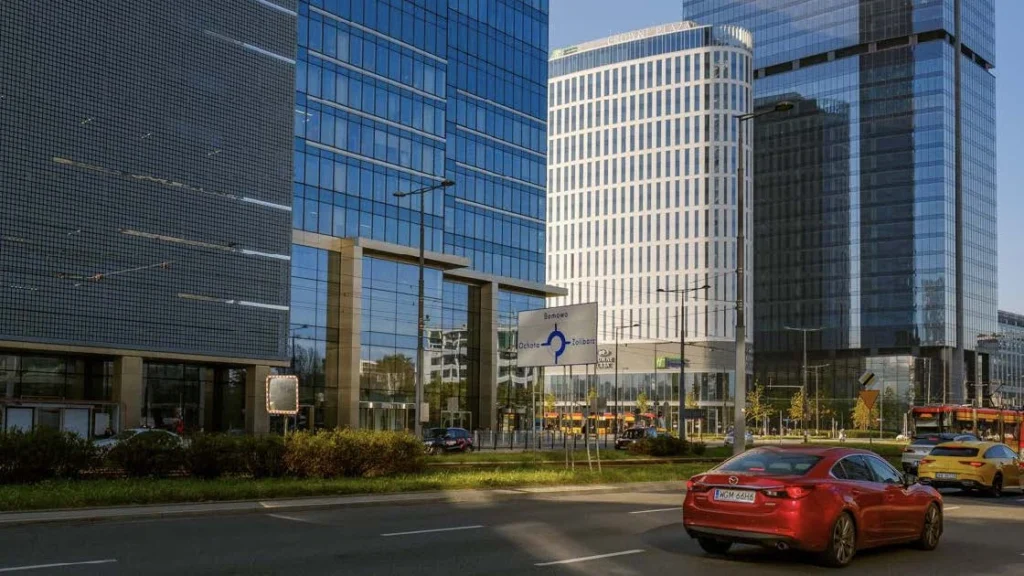Modern City Streets 49