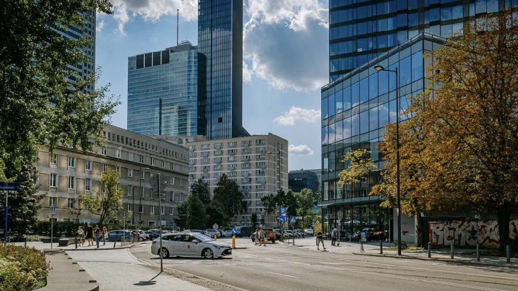 Modern City Streets 53