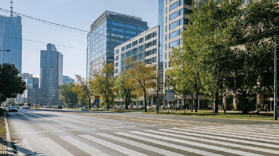 Modern City Streets 57