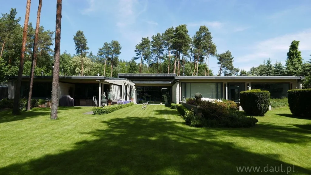 Luxury Villas 18