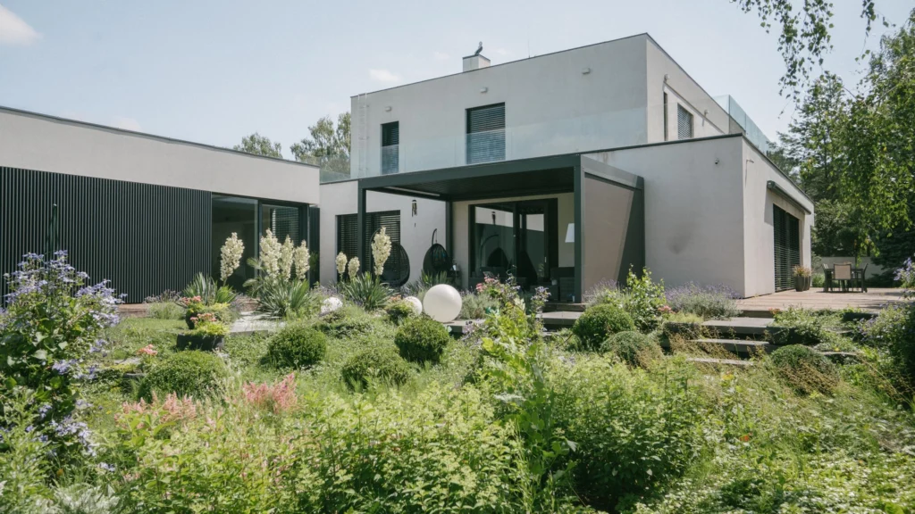 Luxury Villas 32