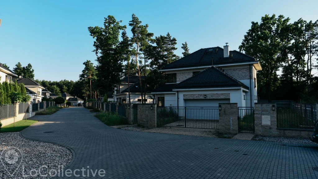 Residential Neighbourhood 27