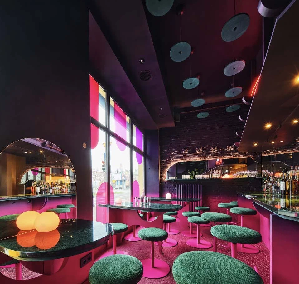 Restaurants 16